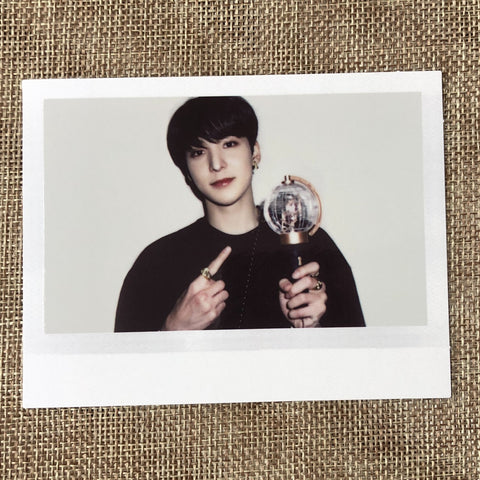 ATEEZ YUNHO [THE FELLOWSHIP : BEGINNING OF THE END DVD] Official Polaroid / Gift