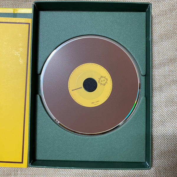 MAMAMOO [ Yellow Flower ] Signed Promo Album / Autographed / CD+Photobook / Gift