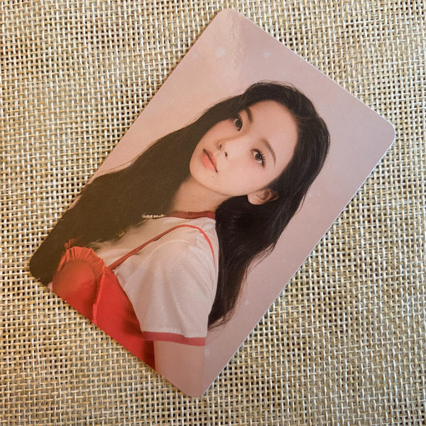 AESPA KARINA [ 2022 Season's Greetings Alladin ] Official Photocard / New / Gift