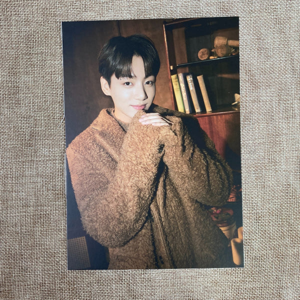 BTS JUNGKOOK Set [ 2021 Holiday Collection Little Wishes Photobook ] New / GFT