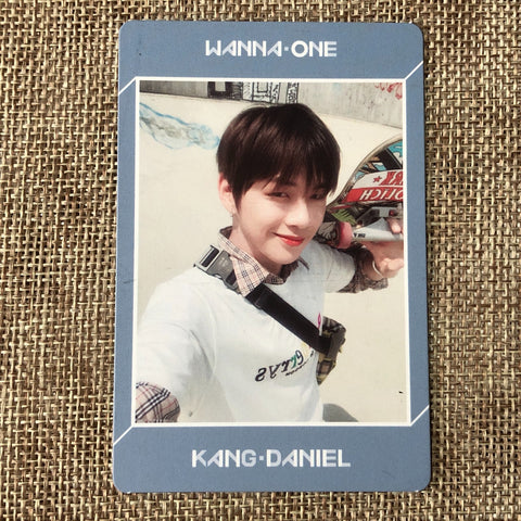 WANNA ONE KANG DANIEL [Undivided] Official Photocard, Triple Position / Gift