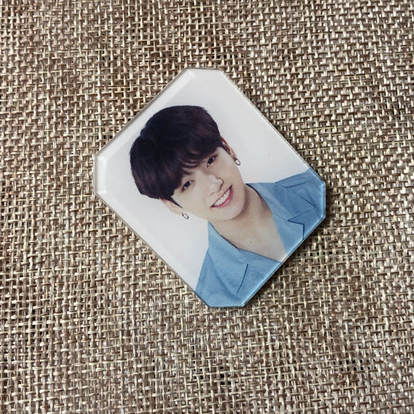 BTS JUNGKOOK [ Love Yourself Concert ] Official Acrylic Badge / New / Gift