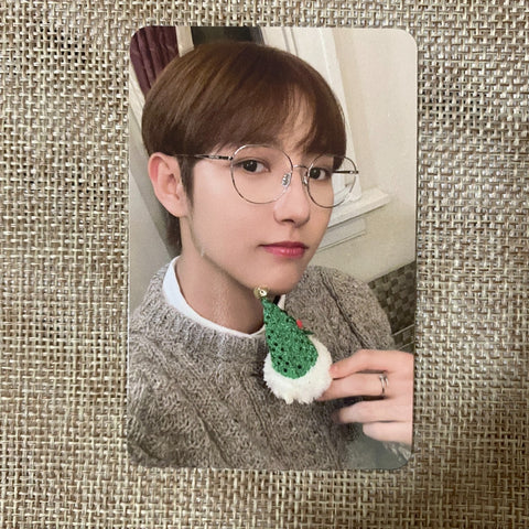 NCT RENJUN #2 [PINK CHRISTMAS SMTOWN MD Trading Random] Official Photocard /+G