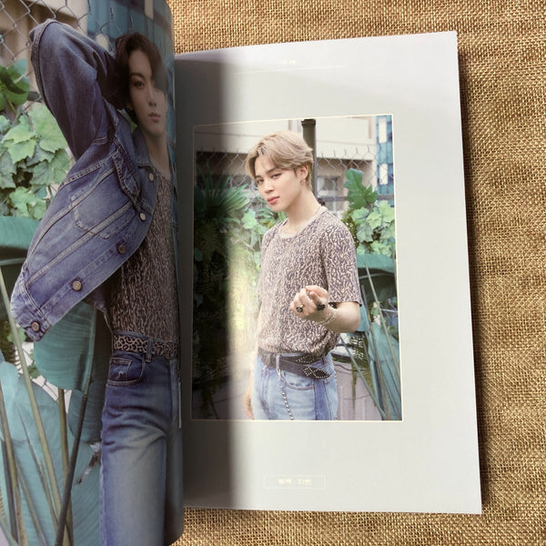 BTS GROUP [ 2021 Season's Greetings ] Official Photobook Only / New / Gift