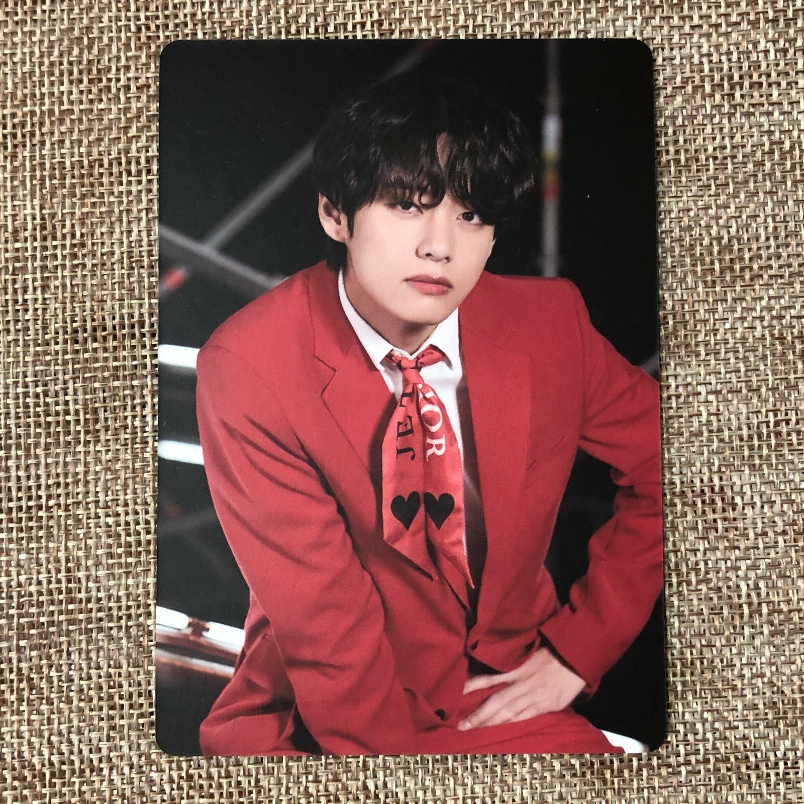 BTS V 1/8 [Map of the Soul ON:E] Official Mini Photocard, ONE Ver. / New / Gift