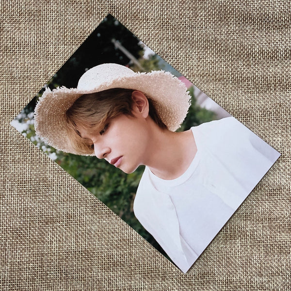BTS V [ 2021 Season's Greetings ] Official Random Photo Photocard / New / Gift