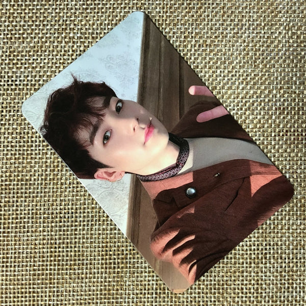 Nu'est ARON [ Happily Ever After ] Official Photocard, 6th Mini / New / Gift