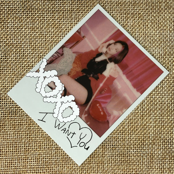 ITZY YEJI #1 [CRAZY IN LOVE] Official Polaroid Photocard, 1st Album / New / Gift