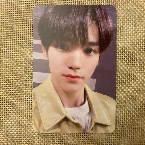 NCT TAEYONG [ UNIVERSE SMTOWN MD ] Official Binder Photocard / New, Rare / Gift
