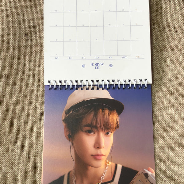 NCT 127 GROUP [ 2023 Season's Greetings ] Official Desk Calendar / New / Gift