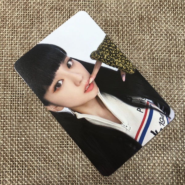 BLACKPINK JISOO #2 [Born Pink MD Pop-Up Store Deco Kit] Official Photocard/Gift