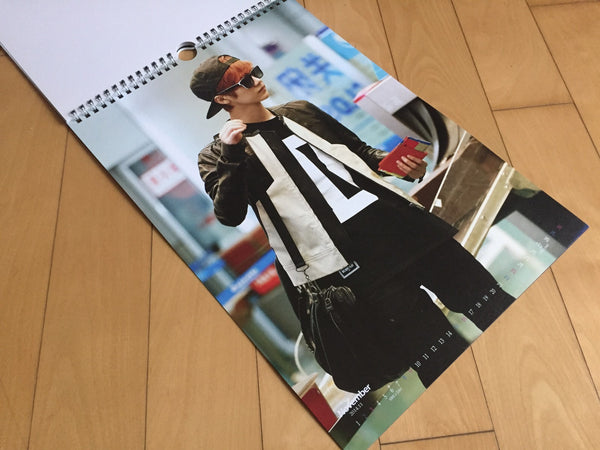 EXO [ LOVESICK 2014 LUHAN ] Official Wall Calendar / New, Rare / Gift