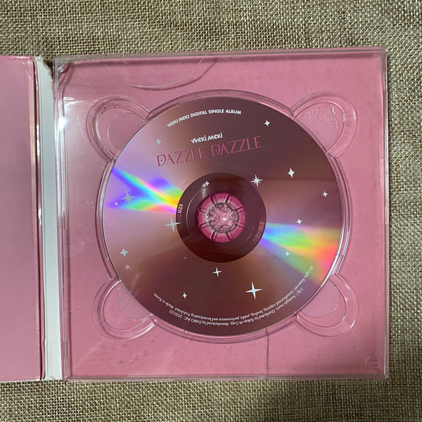 WEKI MEKI All Member SIGNED Promo Album Autographed [ Dazzle Dazzle ]  Used/+GFT