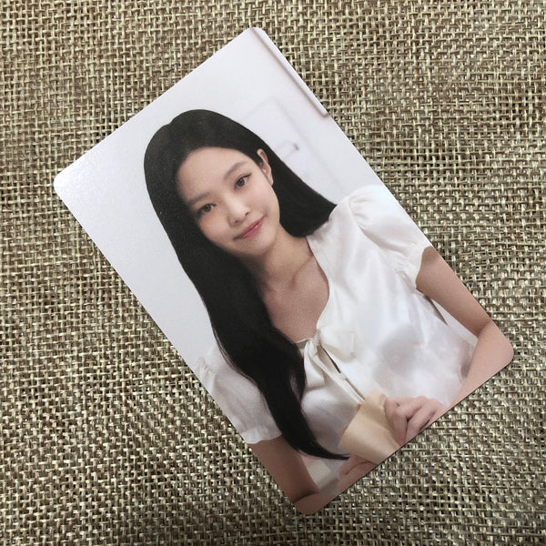 BLACKPINK JENNIE #1 [ THE GAME Photocard Collection ] Valentine's Ed / New/GFT