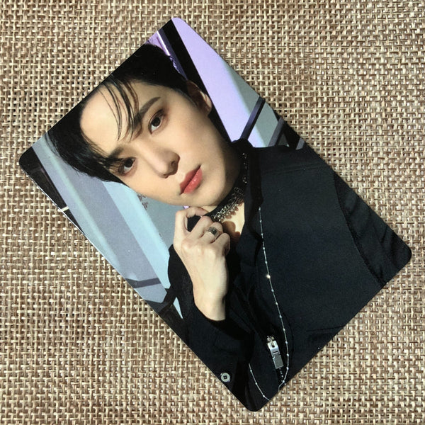 ATEEZ YUNHO [THE WORLD EP.1 : MOVEMENT] Official Photocard, A Limited / Gift
