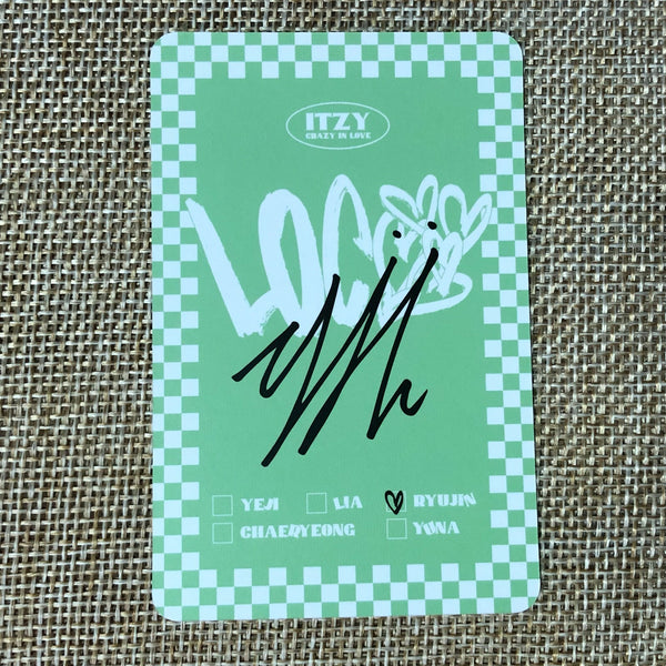 ITZY RYUJIN #1 [ CRAZY IN LOVE ] Official Photocard, 1st Album / New / Gift