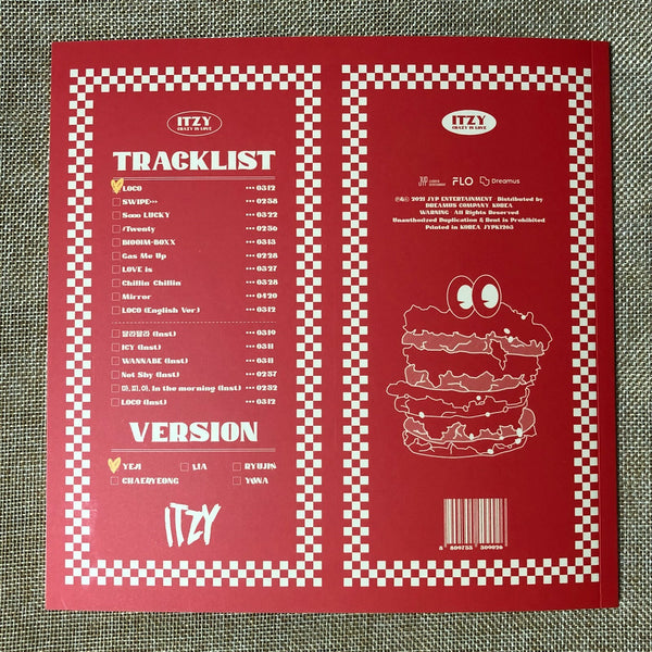 ITZY YEJI [CRAZY IN LOVE] Official Photobook + Poster +Sticker Set / New / Gift