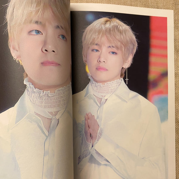 BTS V [ IN THE SNOW Exhibition Photobook CRESCENDO ] 44 pg, 21x29cm / New / Gift