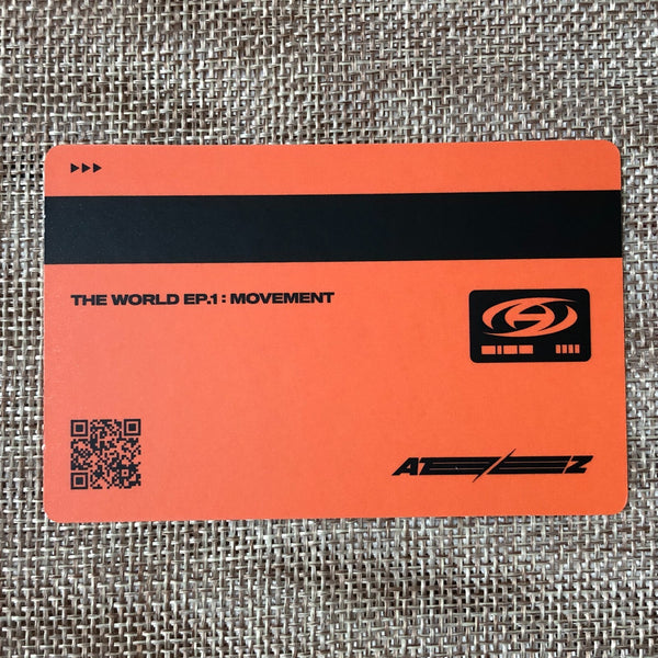 ATEEZ YUNHO [THE WORLD EP.1 : MOVEMENT] Official ID Photocard, Z Ver. / Gift