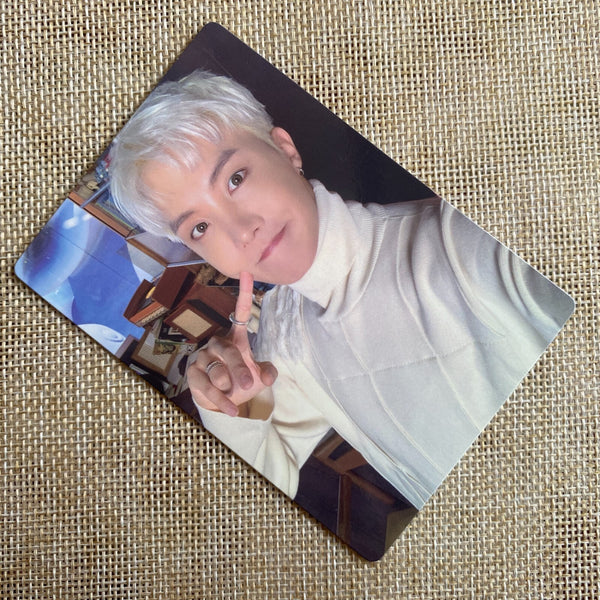 BTS J-HOPE #2 [2021 Holiday Collection Little Wishes] Official Photocard / Gift
