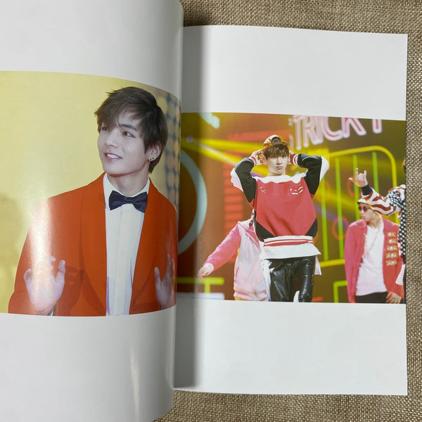 BTS V Taehyung [ Mid Summer Night Exhibition Photobook ] 46 pg, 19x27 cm /New/+G