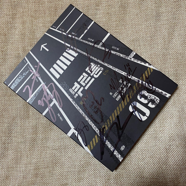 SF9 [Burning Sensation] Signed Promo Album / CD+Photobook+PC / Autographed / Rar