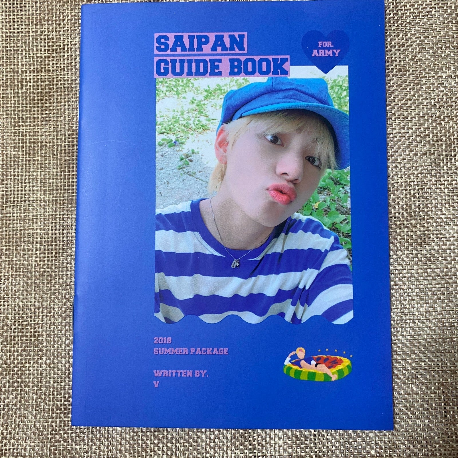 BTS V [ 2018 Summer Package Saipan ] Selfie Book Official Guidebook / New / Gift