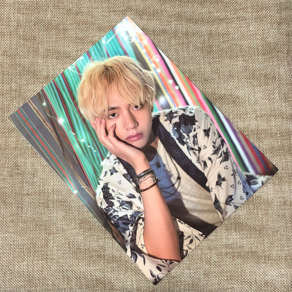 BTS V TAEHYUNG [Summer Package 2018 in Saipan] Official Mini Poster / New / Gift