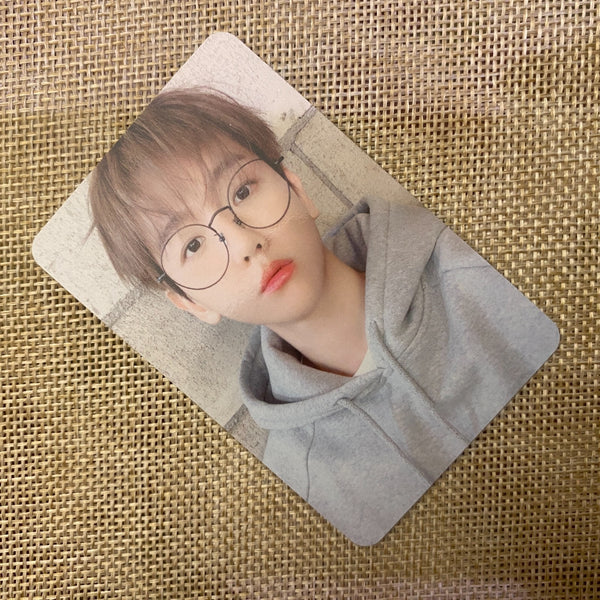 EXO BAEKHYUN #3 [2024 Season's Greeting] Official Photocard, POB / New, Rare /+G