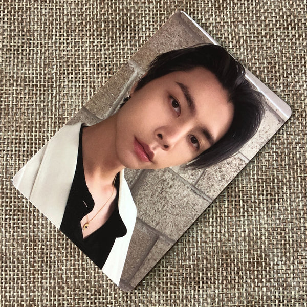 NCT 127 JOHNNY [ 2023 Season's Greetings ] Official Photocard / New / Gift