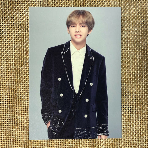 BTS V 1/6 [ The Wings Tour Final Concert ] Official Mini Photocard / New / Gift