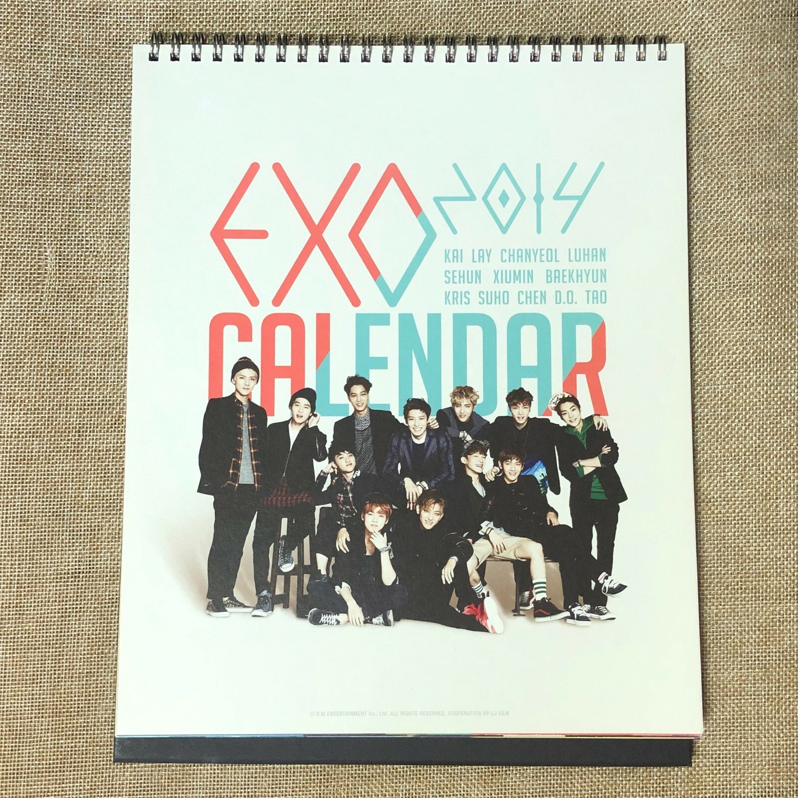 EXO GROUP [ 2014 Season's Greetings ] Calendar Only / New, Rare / Gift