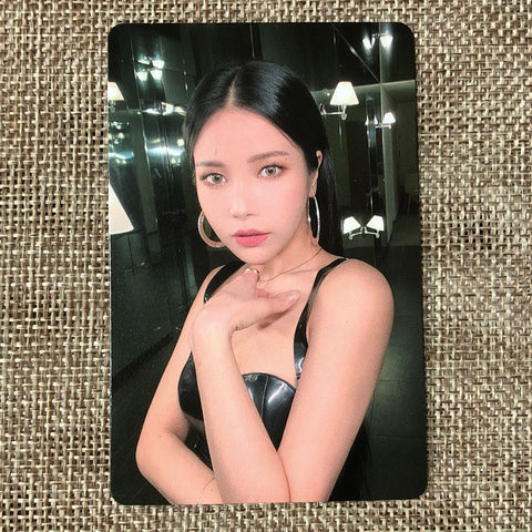 MAMAMOO SOLAR [ Where Are We WAW ] Official Photocard, 11th Mini / New / Gift