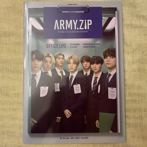 BTS [Fanclub ARMY 8th Membership Kit] Official Photobook Only / New, Rare / Gift