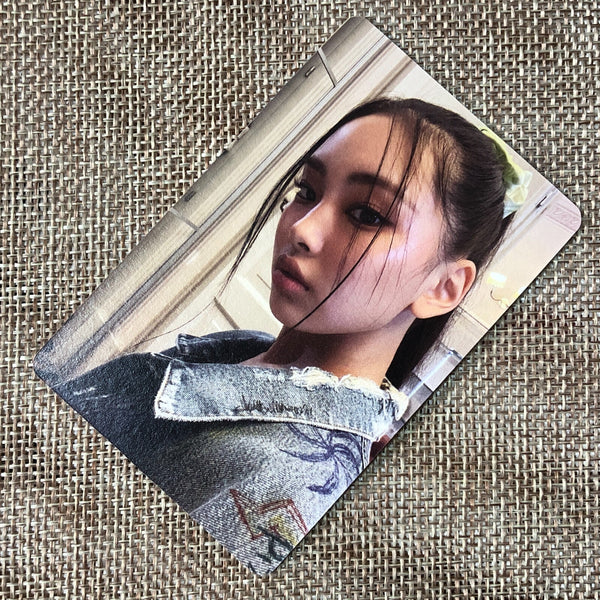 NEWJEANS HYEIN #1 [ 1st EP NEWJEANS ] Official Photocard, Bluebook / New / Gift