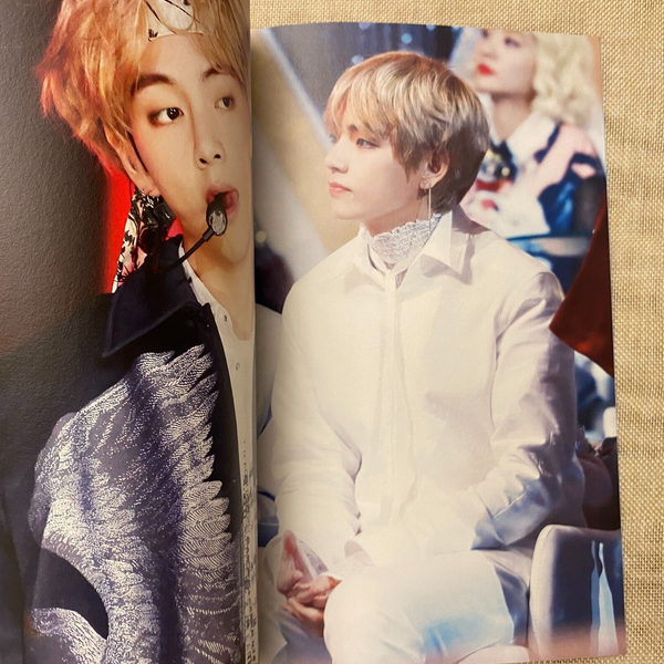 BTS V [ THE MOMENT To My Darling Exhibition Photobook ] 48 pg / New / Gift