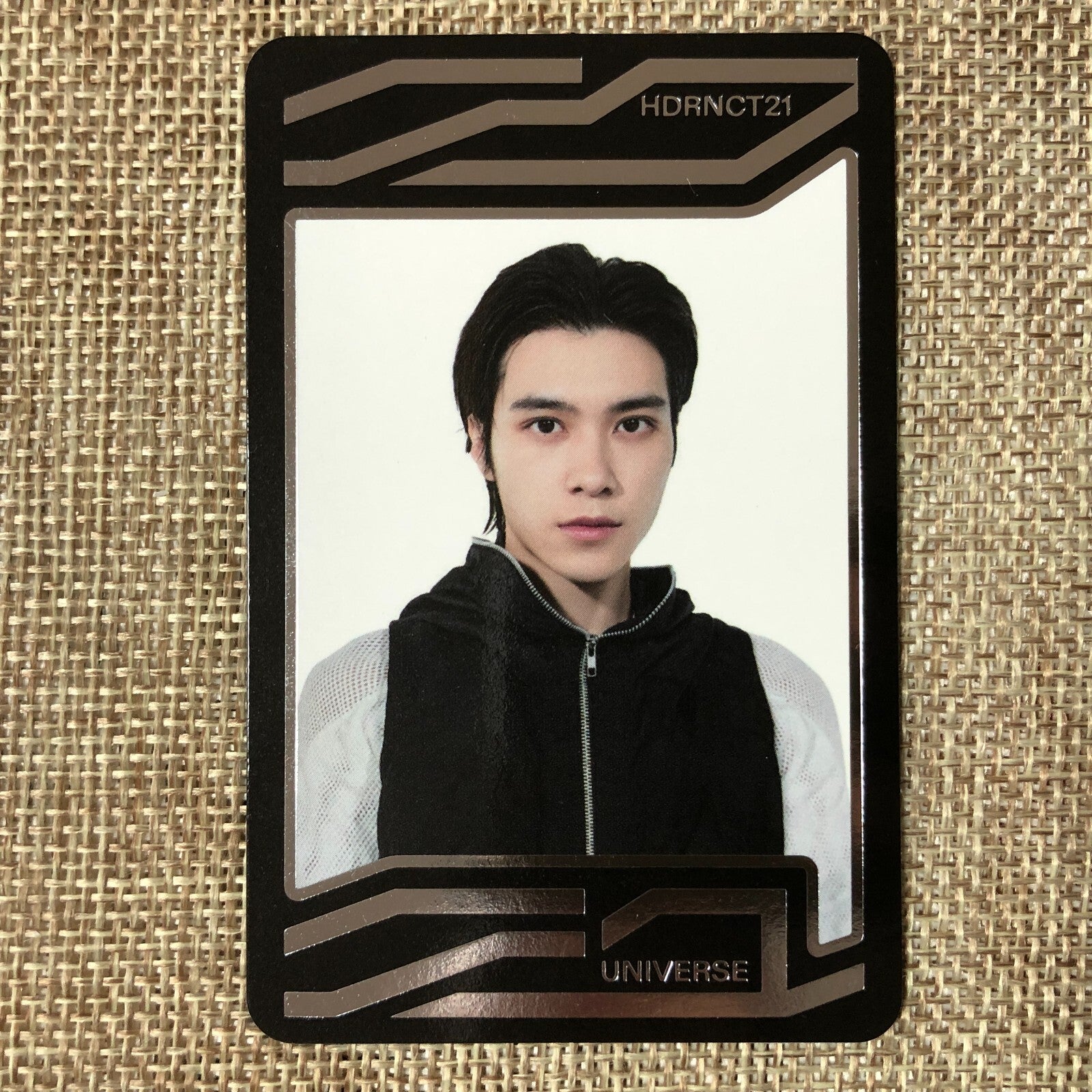 NCT 2021 HENDERY [ UNIVERSE ] Official Photocard, Jewel Case Ver. / New / Gift