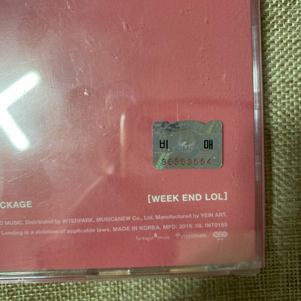 WEKI MEKI All Member SIGNED Promo Album Autographed Full Set [ WEEK END ] +Gift
