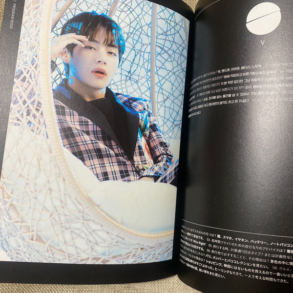 BTS [ The Wings Tour ] Official Program Book Photobook / New, Rare / Gift