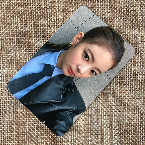 ITZY LIA [ GUESS WHO Soundwave POB ] Official Photocard / New / Gift