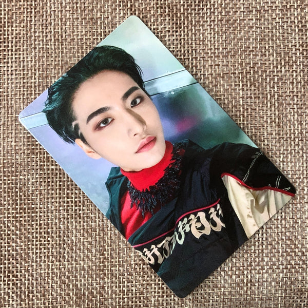 ATEEZ SEONGHWA [THE WORLD EP.1 : MOVEMENT] Official Photocard, Z Ver / Gift