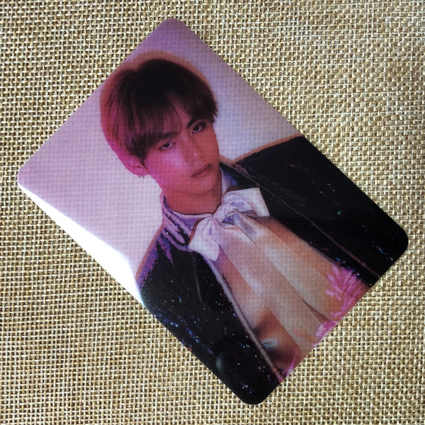 BTS V [ The Wings Tour Essay Book ] Official Photocard / New, Rare / Gift