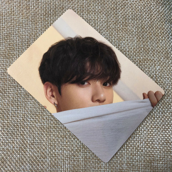 BTS JUNGKOOK 1/8 [Love Yourself World Tour] Official Mini Photocard / New / Gift