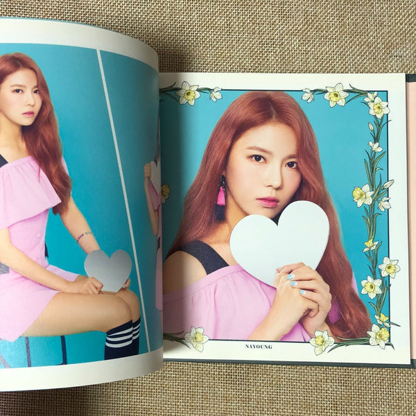 GUGUDAN [ Act.2 Narcissus ] 2nd Mini Album / CD + Photobook, NO PC / New