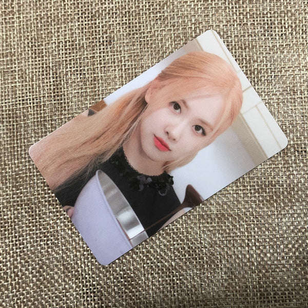 BLACKPINK ROSE #1 [ THE GAME Photocard Collection ] Valentine's Ed / New/GFT