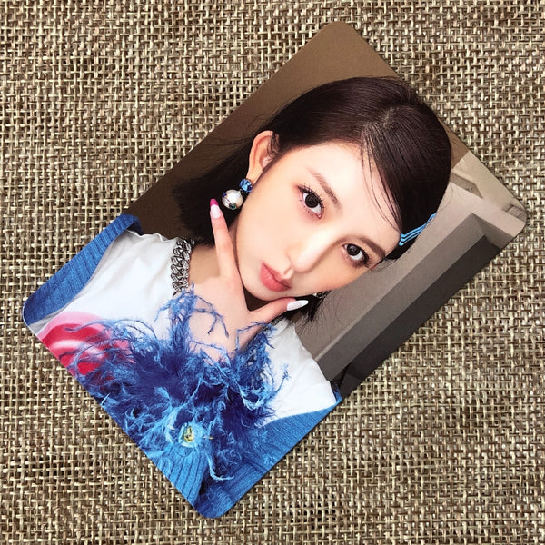 IVE GAEUL [ LOVE DIVE ] Official Photocard, VER. 3 / New / Gift