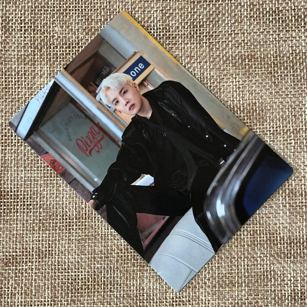 BTS J-HOPE 1/4 [PTD PERMISSION TO DANCE ON STAGE] Official Mini Photocard / Gift