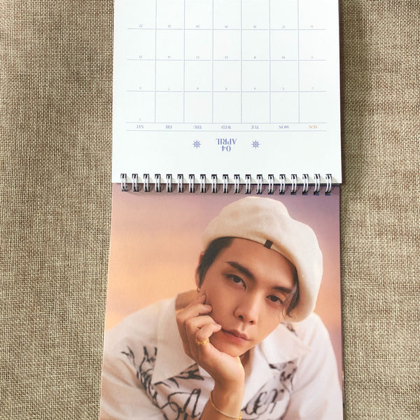 NCT 127 GROUP [ 2023 Season's Greetings ] Official Desk Calendar / New / Gift