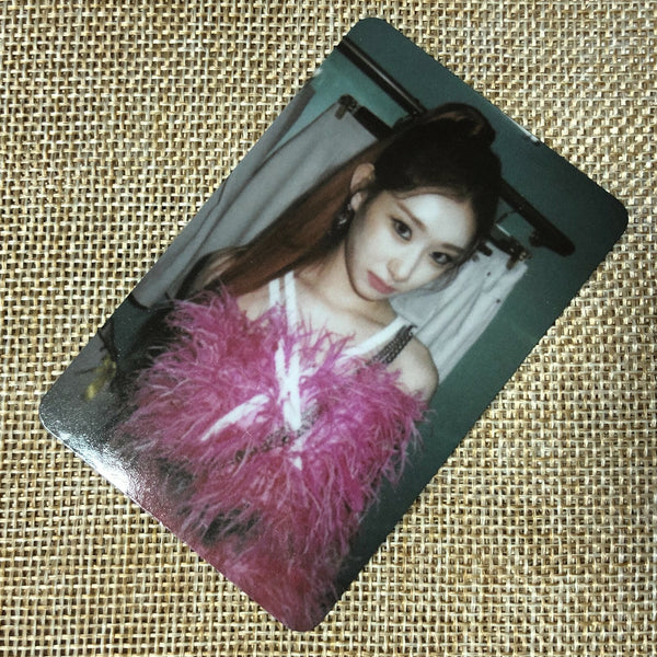 ITZY CHAERYEONG #4 [CRAZY IN LOVE Special Ed.] Official Photocard, 1st Album/+G