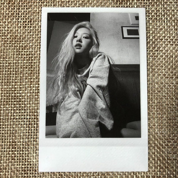 BLACKPINK ROSE #7 [ -R- ] Official Polaroid Photocard, 1st Single / New / Gift